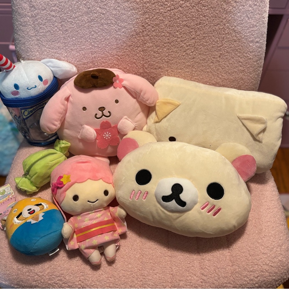 Sanrio Lot
